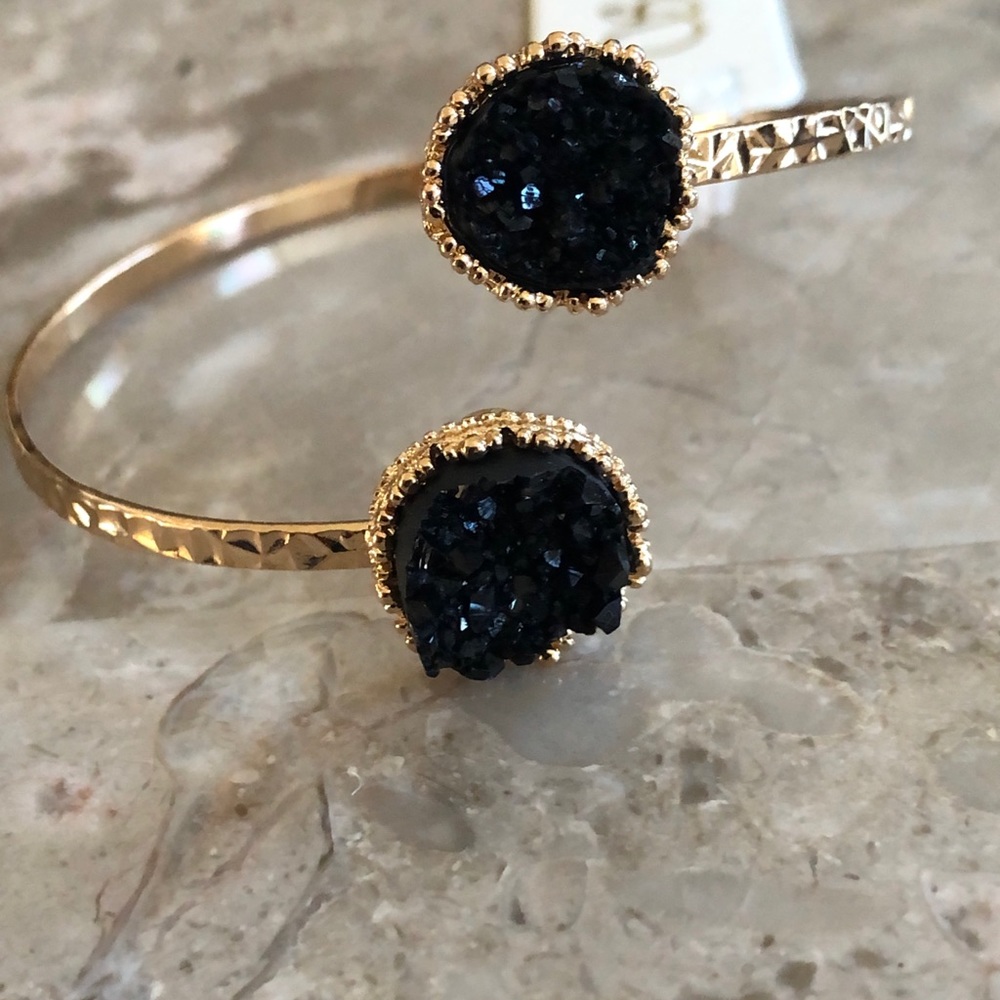 Black faux Druzy cuff bracelet - Picture 4 of 6